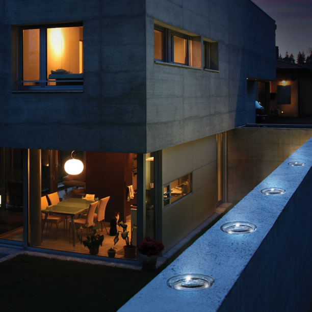  El bloque transitable Photovoltaic de Seves Glassblock. Captura el poder del sol 
